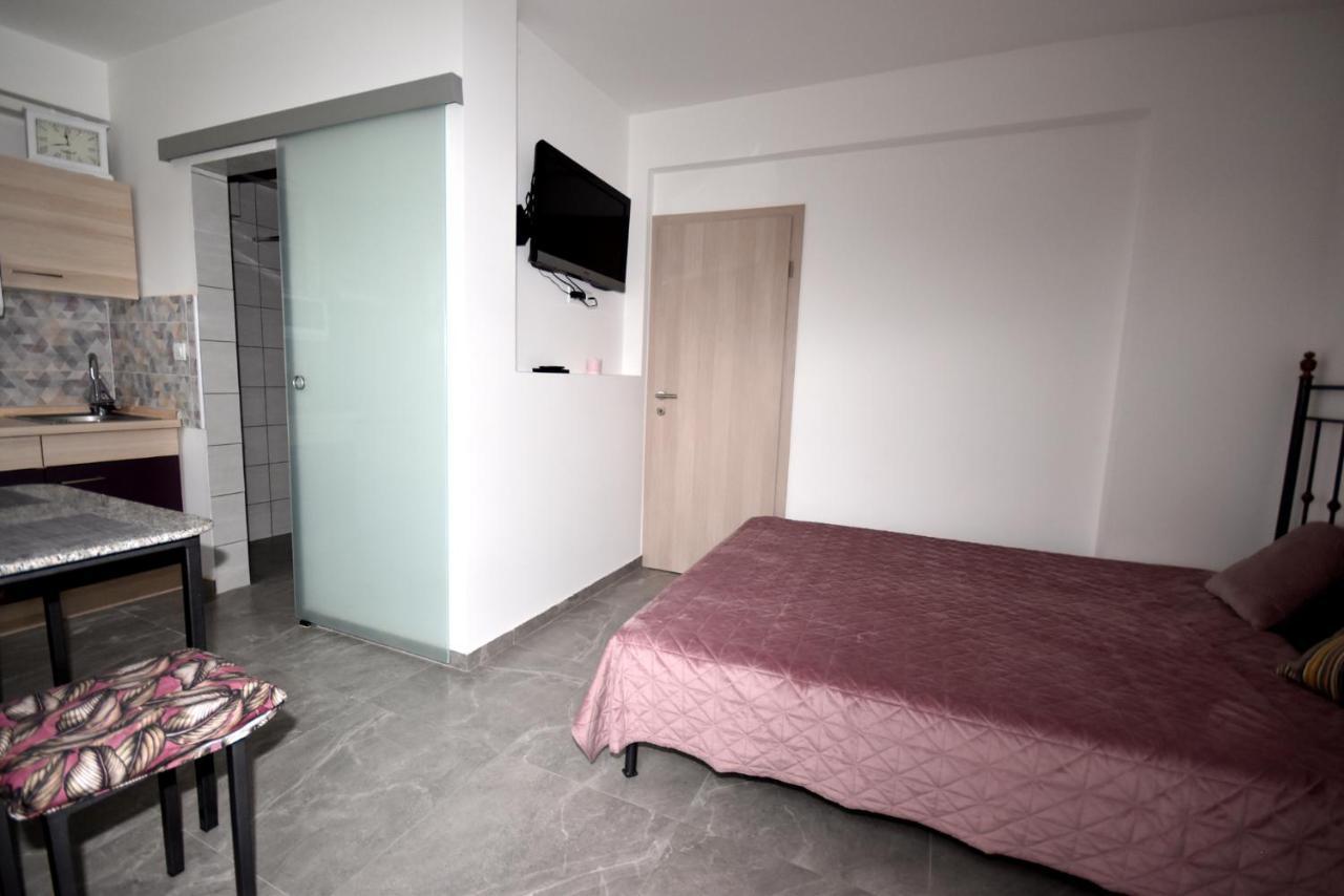 Apartmaji Lejardin Škofljica Exteriör bild