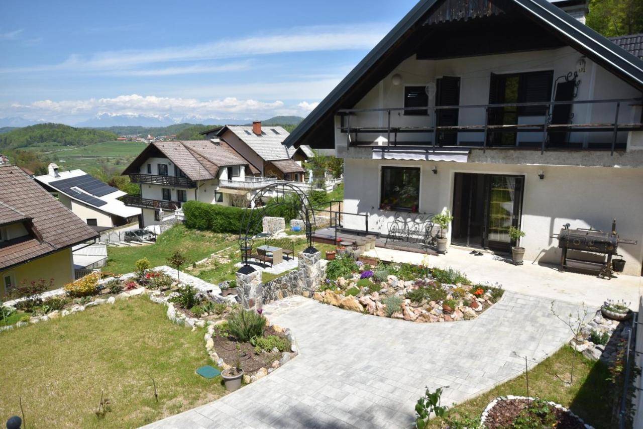 Apartmaji Lejardin Škofljica Exteriör bild